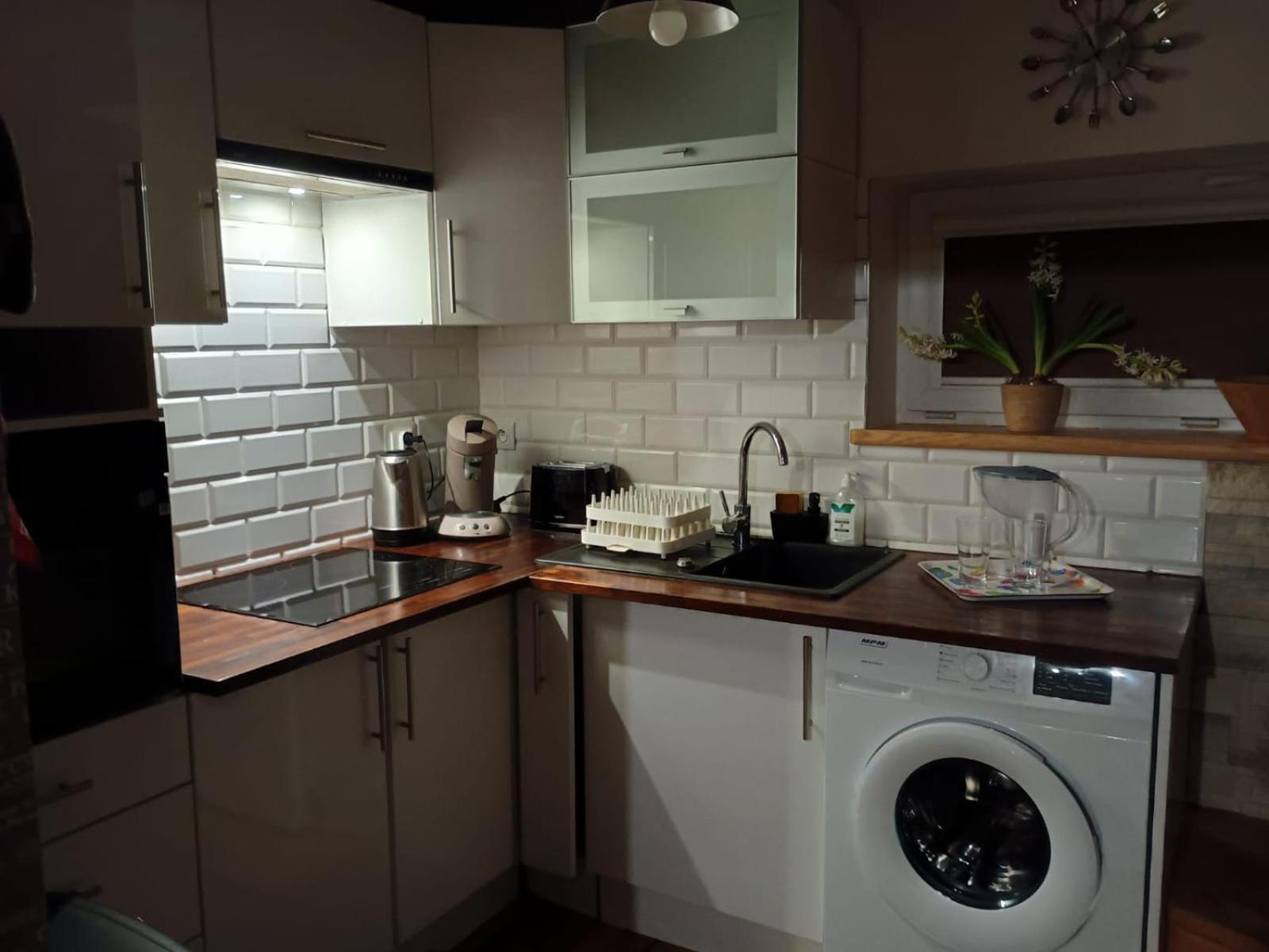 Apartament Pod Lasem Tenczynek Bagian luar foto