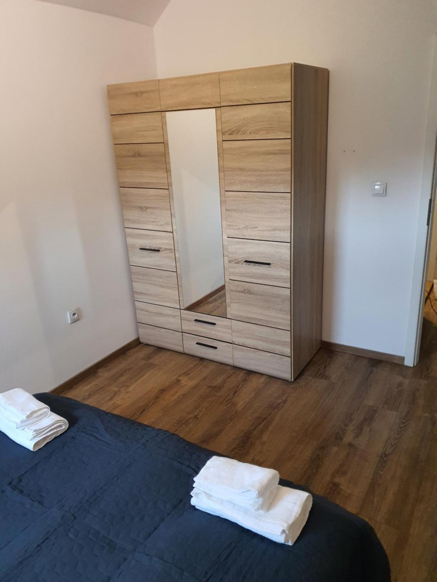 Apartament Pod Lasem Tenczynek Bagian luar foto